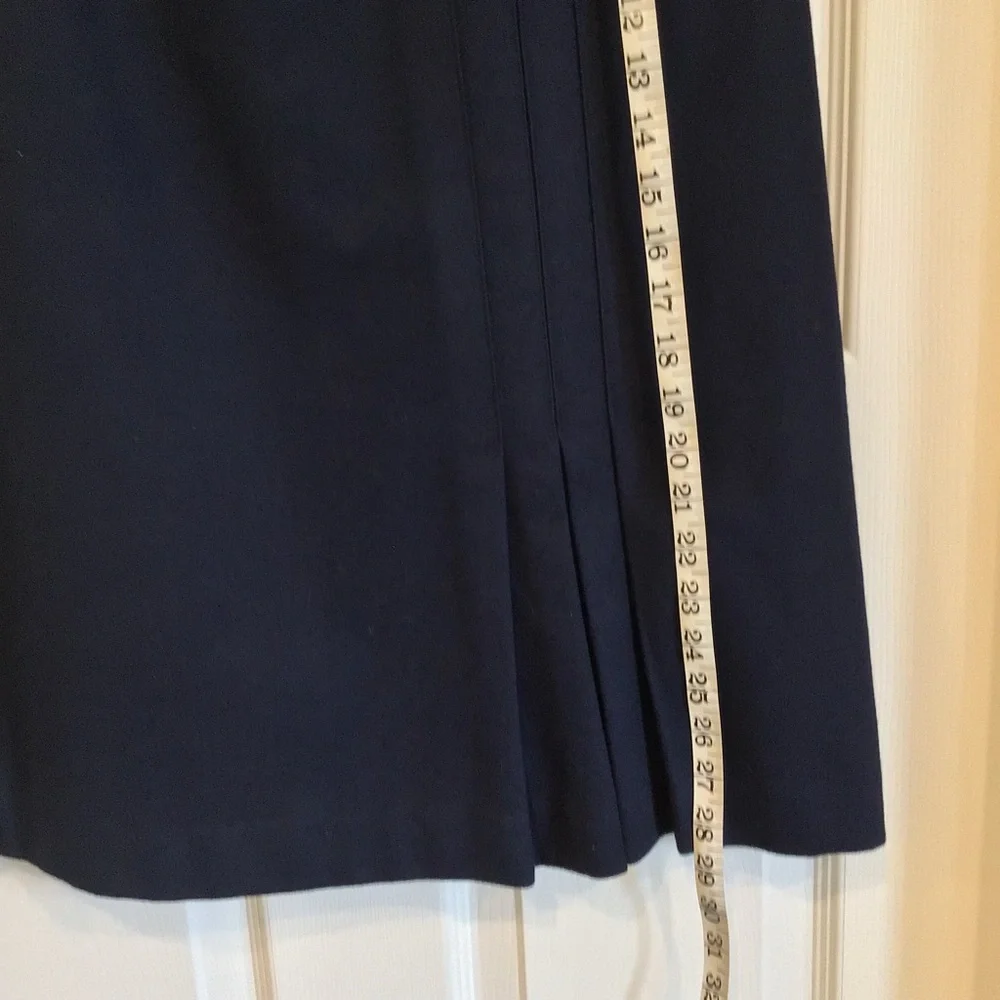 Vintage Navy Blue Womens 2 piece Suit, size 10 - Picture 11 of 11